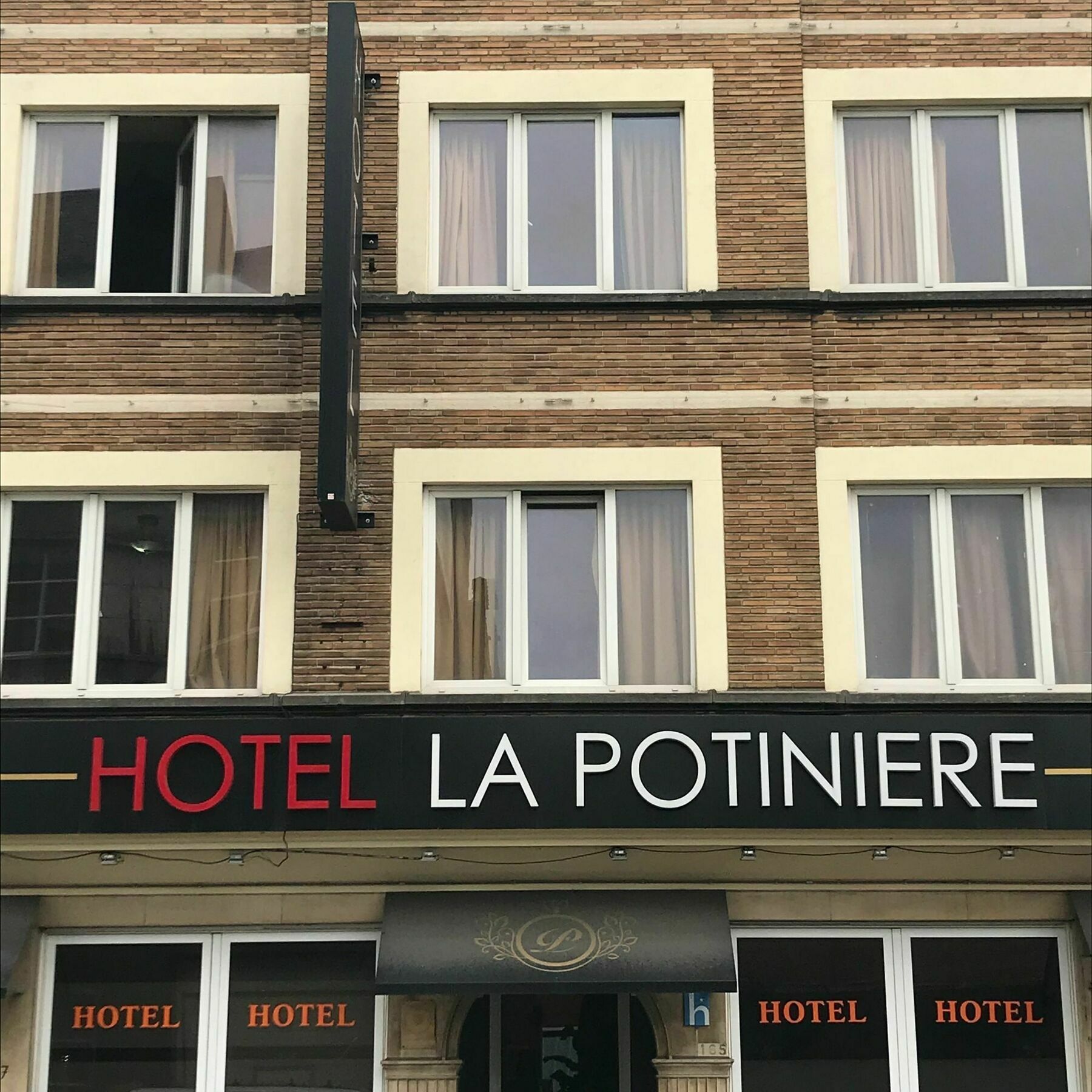 Hotel La Potiniere Schaerbeek Экстерьер фото